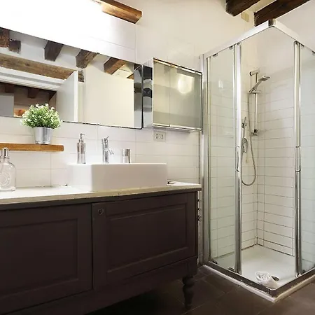 Venetians Loft Moschette